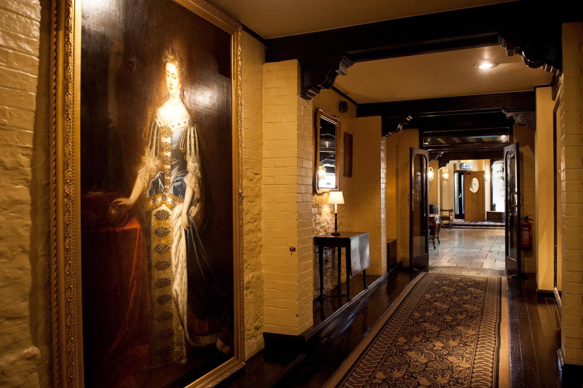 The Bull Hotel; Sure Hotel Collection By Best Western Πήτερμπορο Εξωτερικό φωτογραφία