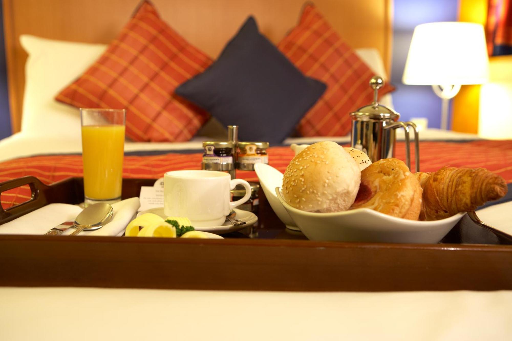 The Bull Hotel; Sure Hotel Collection By Best Western Πήτερμπορο Εξωτερικό φωτογραφία